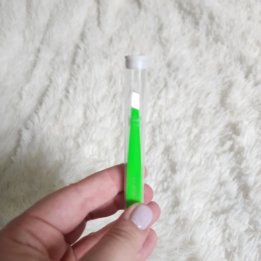 Love+Craft+Beauty bright green alien slanted tweezers brand new in package